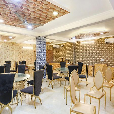 Fabhotel Under Bridge Нью-Дели Экстерьер фото